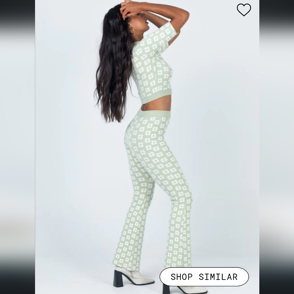 Princess Polly Adora Set Sage Bellbotton Flower Crop Top Set Matching - Picture 3 of 7